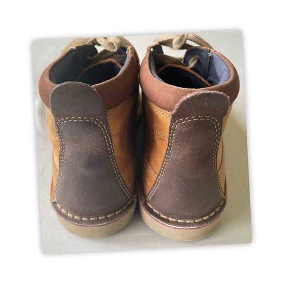 Clarks Vargo Mid Men’s 12 Brown Leather Chukka Boots Lace Up Casual main image 4